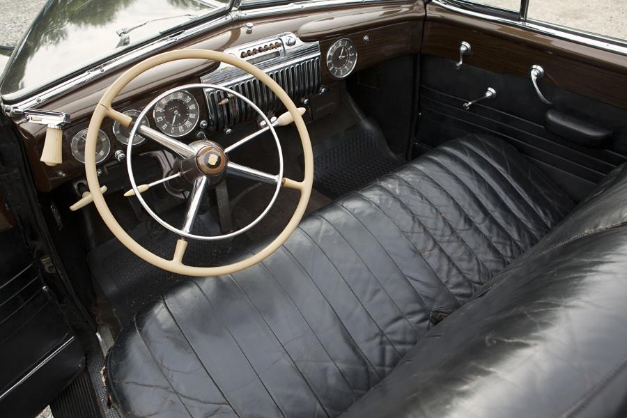 Cadillac Series 62 Convertible Coupe 1942 года  (фото 45 из 48)